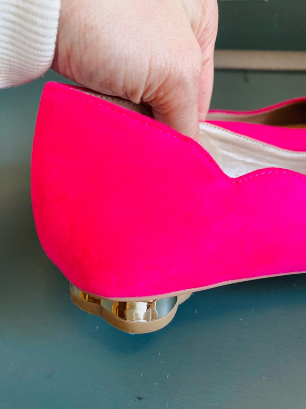 White House Black Market Bellamy Scalloped Pink Flat Size 6.5 - Picture 8 of 11